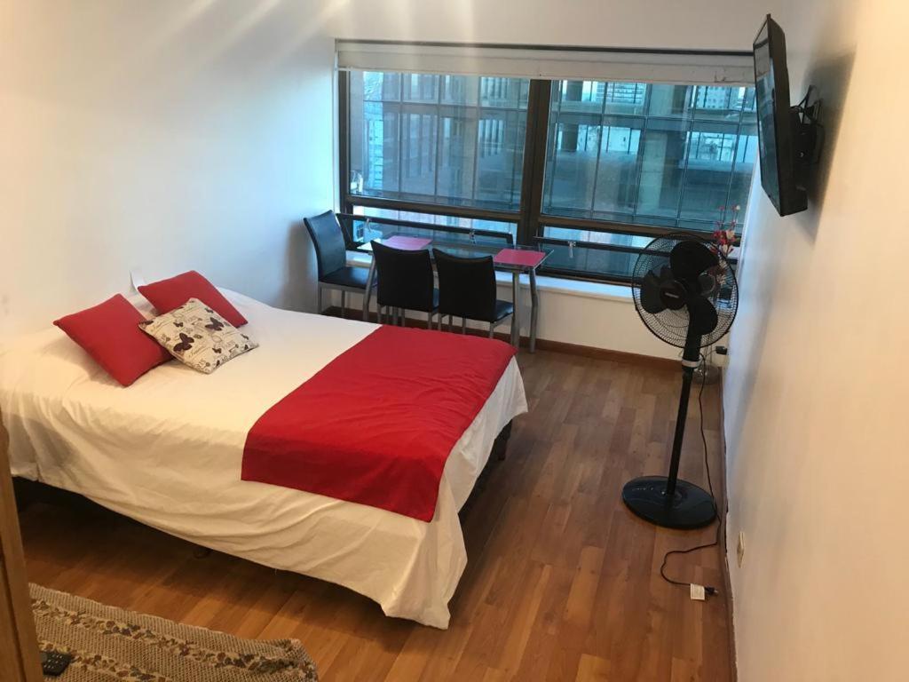 شقة Tango Pop Junto Al Obelisco En 820 Avenida Corrientes بوينس آيرس المظهر الخارجي الصورة